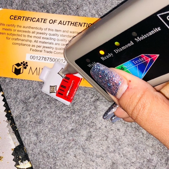 10k gold vermeil real diamond earring not CZ not fake 100% real best gift ever! - Picture 5 of 5